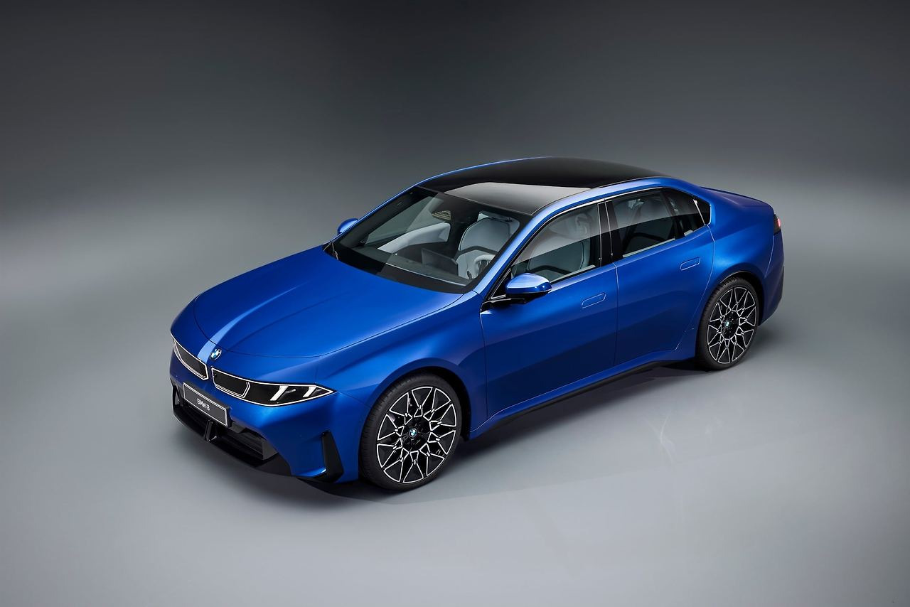 어제 정식 공개된 BMW i3 | 인스티즈