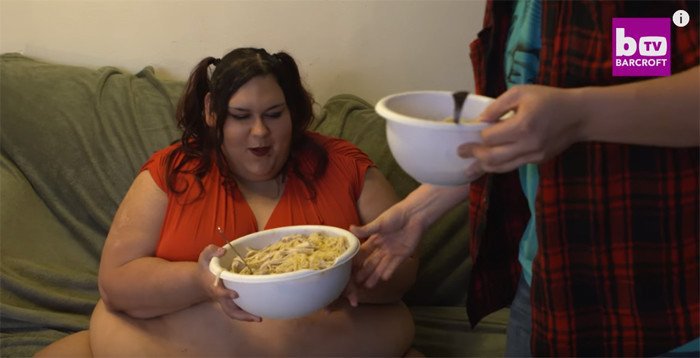 세상에서 가장 뚱뚱한 여자가 되고 싶다는 그녀 | 인스티즈