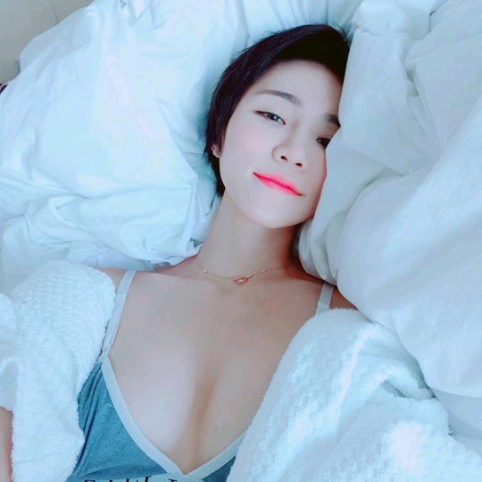 2017 미스 섹시백 모델 이유이.jpg | 인스티즈