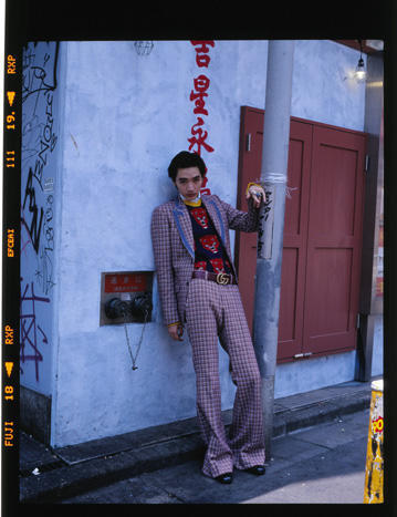 분위기 엄청 독특한 일본 99년생 남자 배우 .jpgif | 인스티즈