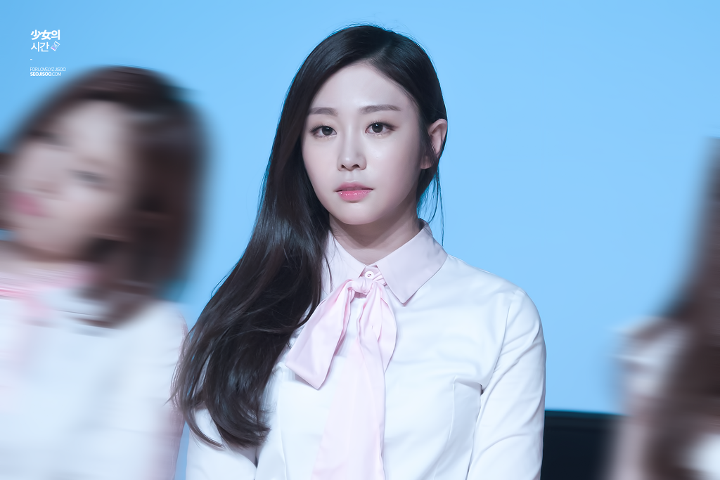 은근히 색기있는 여아이돌 두명 (아이유 아님) | 인스티즈