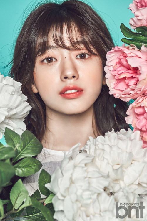 앞니에 딱밤한번 때려보고싶게생긴 신세휘 | 인스티즈