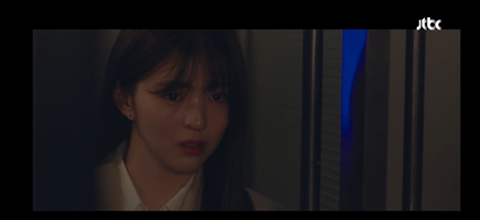첫방한 '알고있지만'에서 가장 반응 좋았던 '나비의 첫 연애' 장면 | 인스티즈