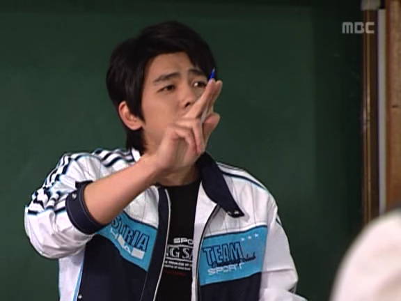 [거침없이하이킥] 짜리 강유미VS목돌이 나혜미.jpg | 인스티즈