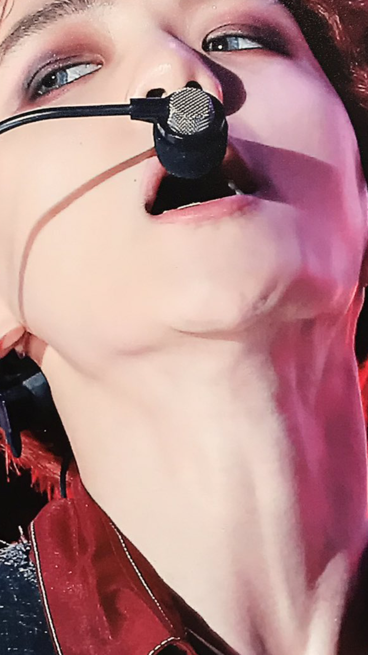 리프팅이 시급해보이는 백현 | 인스티즈