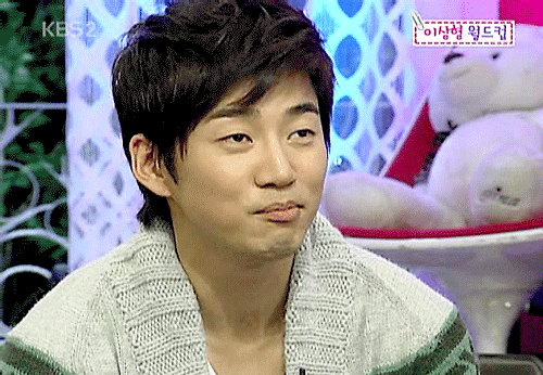 이상형 월드컵 하는데 구여친이 나옴 ㄷㄷㄷ.gif | 인스티즈