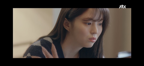첫방한 '알고있지만'에서 가장 반응 좋았던 '나비의 첫 연애' 장면 | 인스티즈