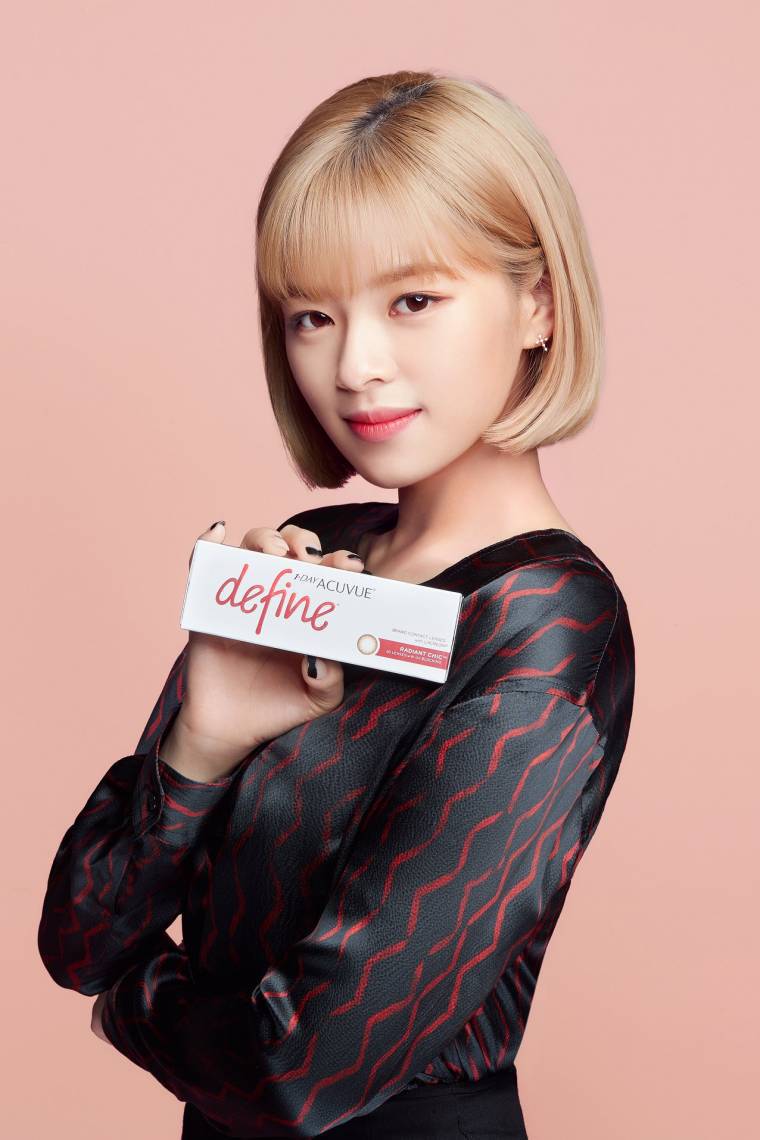 사나 &amp; 미나 - 돌아보고 올께요 &amp; 나연이에게 제압당하는 모모 ㅋㅋㅋ | 인스티즈