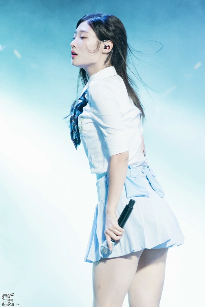 은근 섹시한 정채연 | 인스티즈