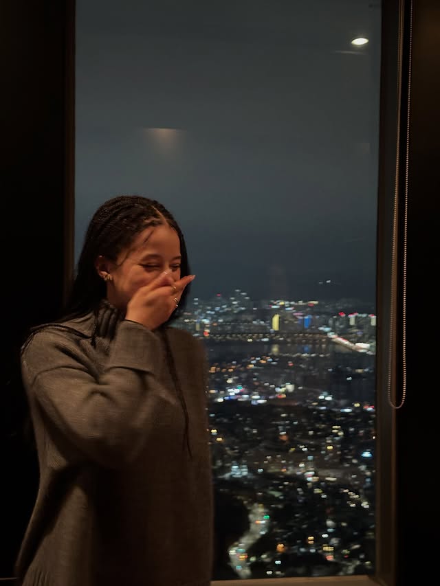 케이팝 팬이라는 미국 여배우의 한국 여행 인스타 사진들.jpg | 인스티즈