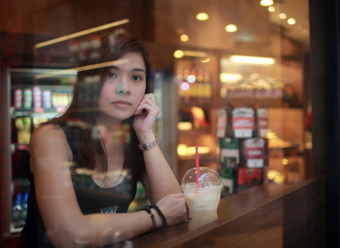 카페에 가면 흔히 보이는 손님 유형 11가지 | 인스티즈