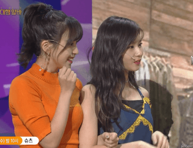 사나 &amp; 미나 - 돌아보고 올께요 &amp; 나연이에게 제압당하는 모모 ㅋㅋㅋ | 인스티즈