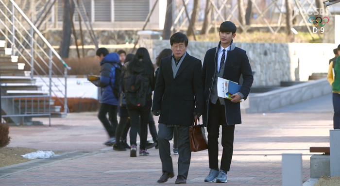 심한 김수현 얼굴 크기 ㄷㄷㄷㄷㄷㄷㄷㄷㄷㄷㄷㄷ | 인스티즈