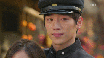 키스하는 것도 뭣도 아닌데 섹슈얼 텐션 개쩌는 장면甲.gif | 인스티즈