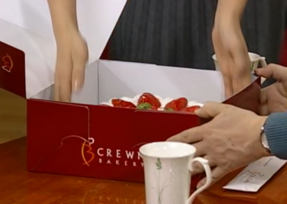 [웬만해선그들을막을수없다] 혼자 짝사랑하는 여자의 생일을 자연스럽게 챙겨주는 방법 | 인스티즈