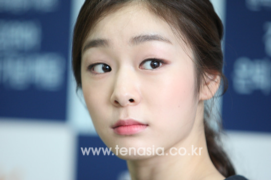 연예인 피부 가까이서 보기 | 인스티즈