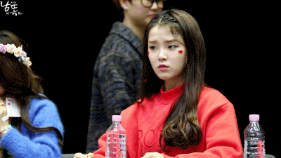  아이유 닮은 아이돌... ㄷㄷ | 인스티즈