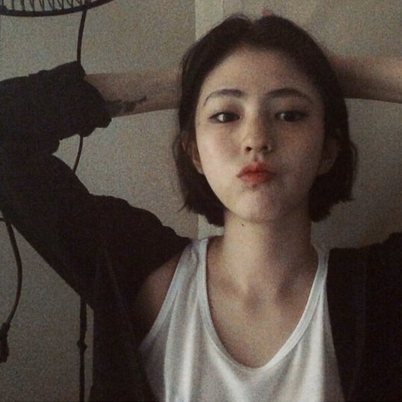 최근 단발로 싹둑 자른 한소희.jpg | 인스티즈