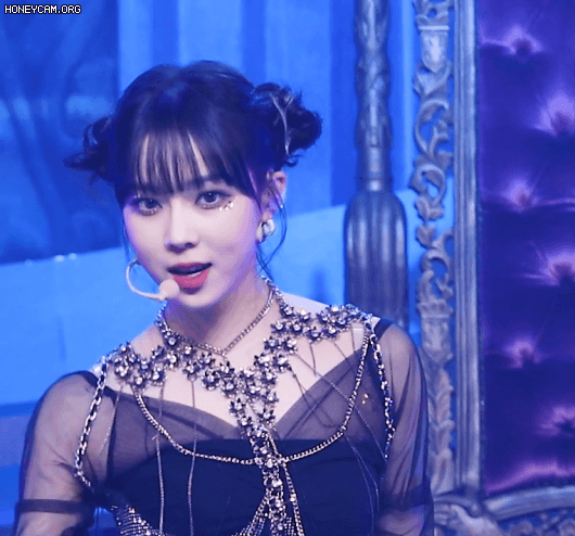 윈터의 만두에는 감동이 있다.gif | 인스티즈
