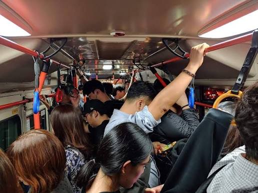 대중교통) 민폐다 vs 아니다 | 인스티즈