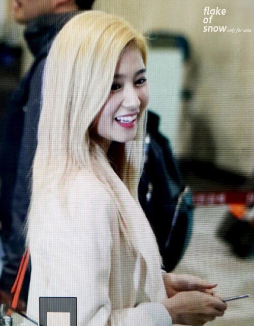 금발 너무 안어울리는 사나.jpg | 인스티즈