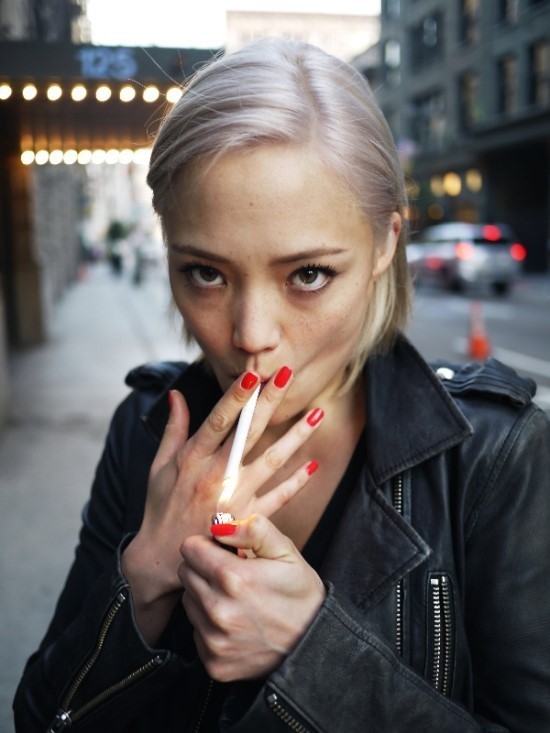 오묘한 매력의 한국계 프랑스인 혼혈배우 | 인스티즈