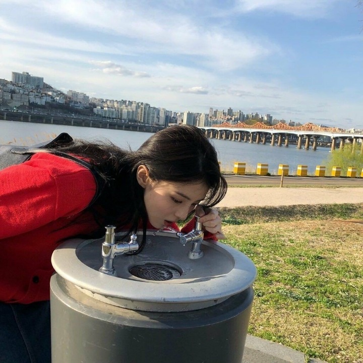 여친짤 장인 배우 한소희의 여친짤.jpg | 인스티즈