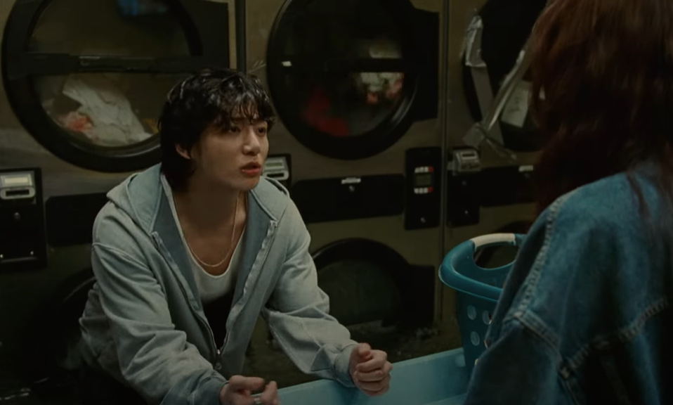 킹받는 연하남 그자체인 정국 솔로 뮤비 요약.jpgif | 인스티즈