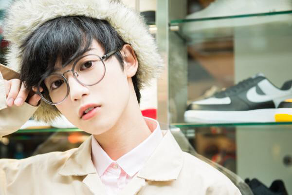 여자보다 예쁜남자로 흥하고있는 일본 모델.jpg | 인스티즈