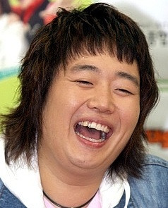 전형적인 중고딩때 일진 무리중에 꼭 있는 애들 (무릎꿇고들어오시긔) | 인스티즈