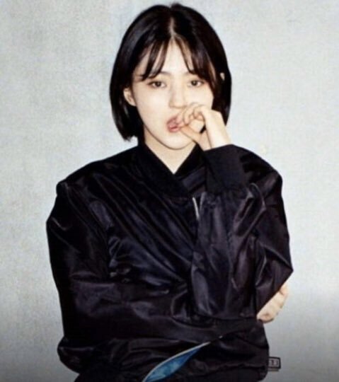 최근 단발로 싹둑 자른 한소희.jpg | 인스티즈