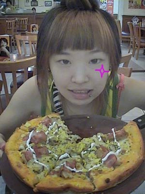 전형적인 중고딩때 일진 무리중에 꼭 있는 애들 (무릎꿇고들어오시긔) | 인스티즈