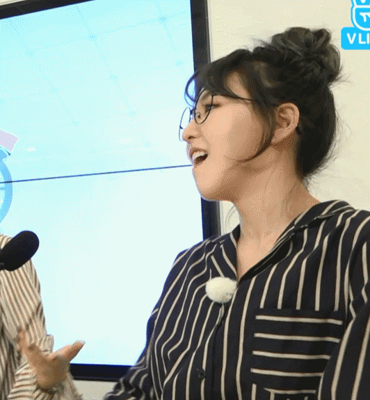 안경 쓴 웬디.gif | 인스티즈