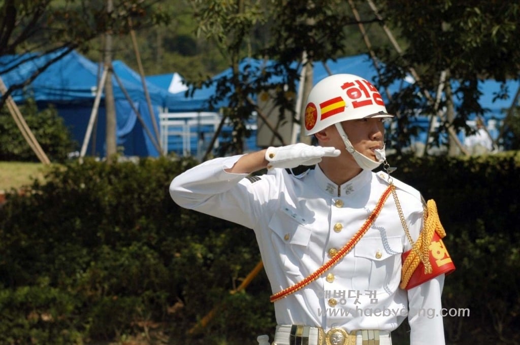 타군은 모르는 해군,해병 헌병행사복 구분하기 | 인스티즈
