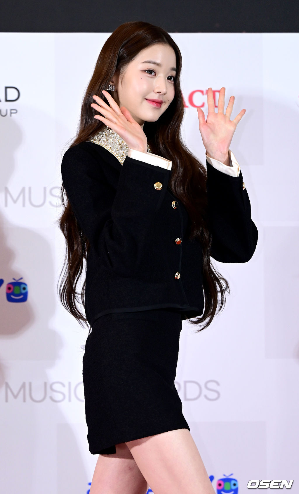 오늘자 더팩트 뮤직 어워즈 아이브 장원영 기사사진 ㄷㄷㄷ | 인스티즈