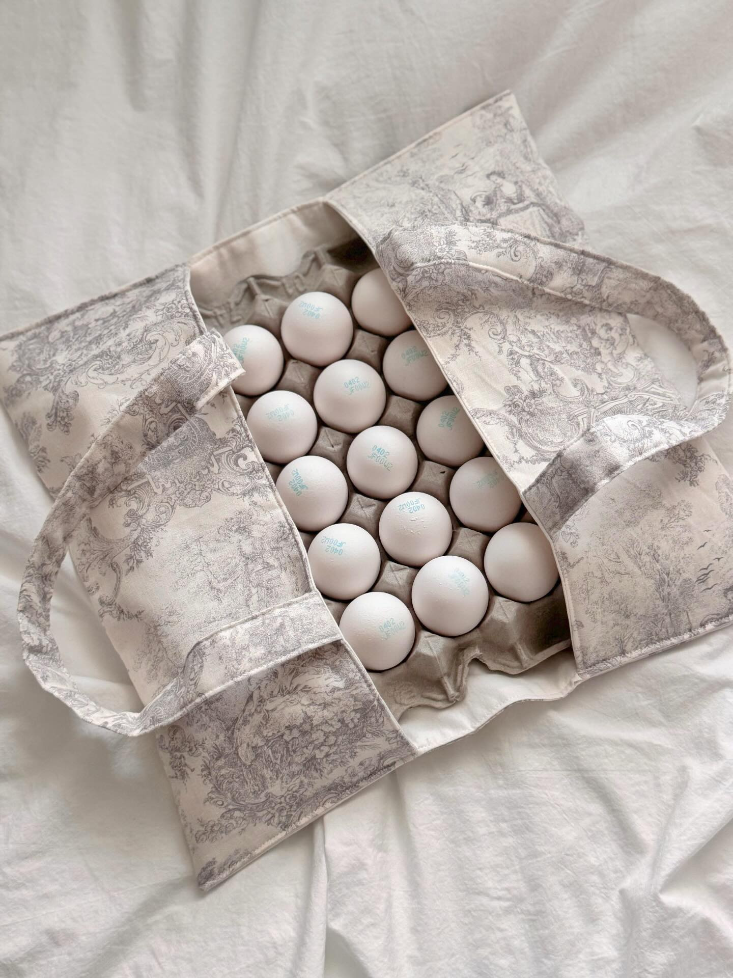 집에 굴러다니는 에코백을 리폼해서 만드는 계란한판가방.jpg | 인스티즈