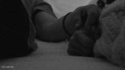 뭔가 야릇한 손깍지 모음.gif | 인스티즈