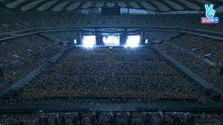 위험해 보이는 빅뱅 콘서트 밀도.jpg | 인스티즈