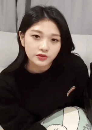 다크서클이 매력인 이서연.gif | 인스티즈