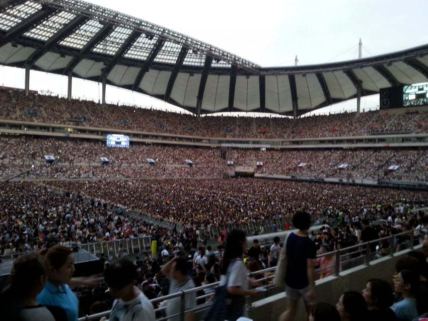 위험해보이는 빅뱅 콘서트의 스탠딩 밀도.jpg | 인스티즈