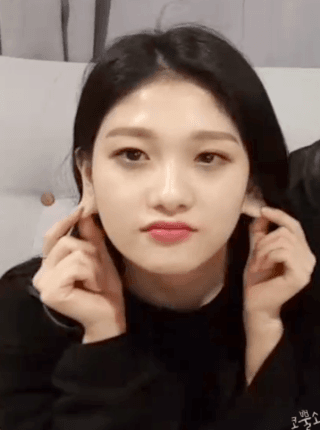 다크서클이 매력인 이서연.gif | 인스티즈