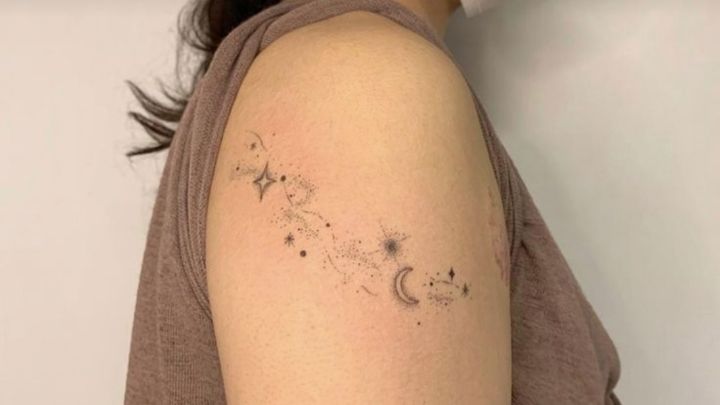 바늘로 한땀 한땀 찔러넣는 핸드포크 타투 | 인스티즈