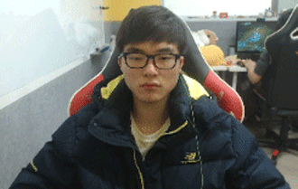 [LOL] 공포게임 하다가 페들짝 놀라는 페이커 | 인스티즈