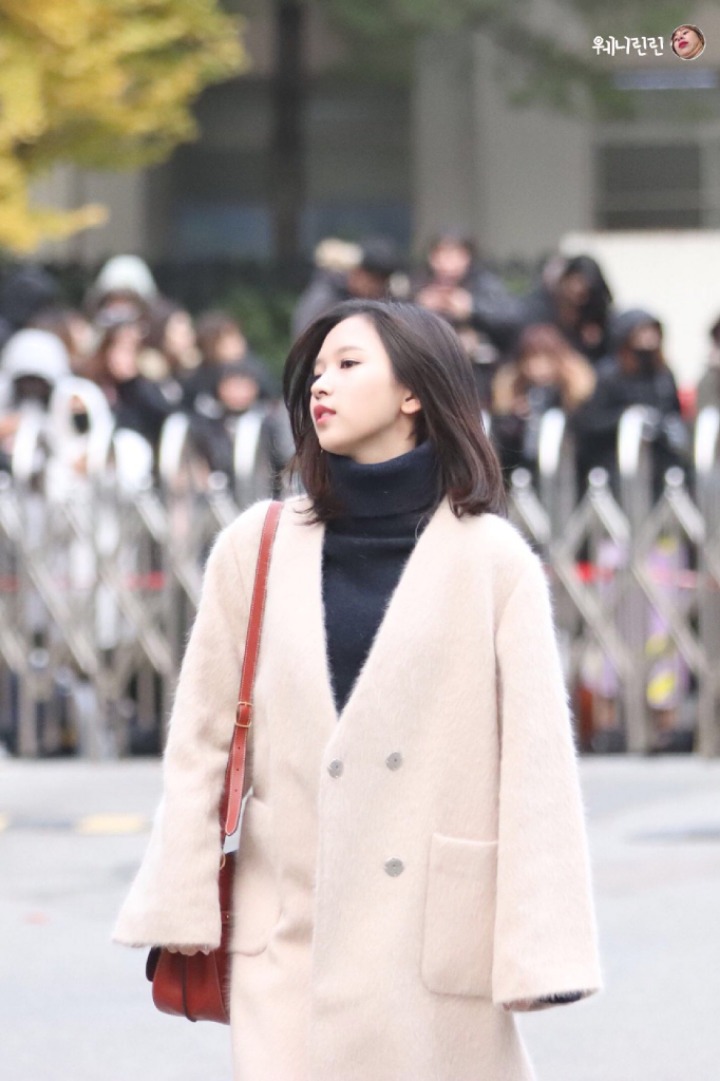 [twice] 묘이 미나 특유의 아련한 분위기나는 사진들.jpg | 인스티즈