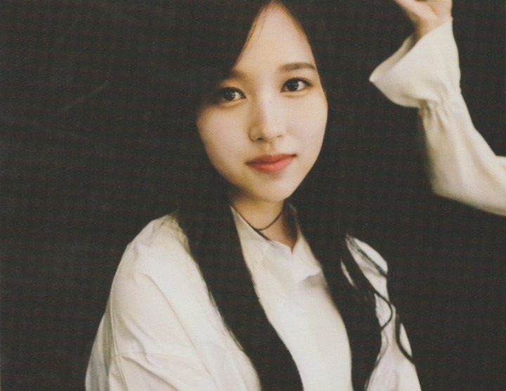 [twice] 묘이 미나 특유의 아련한 분위기나는 사진들.jpg | 인스티즈