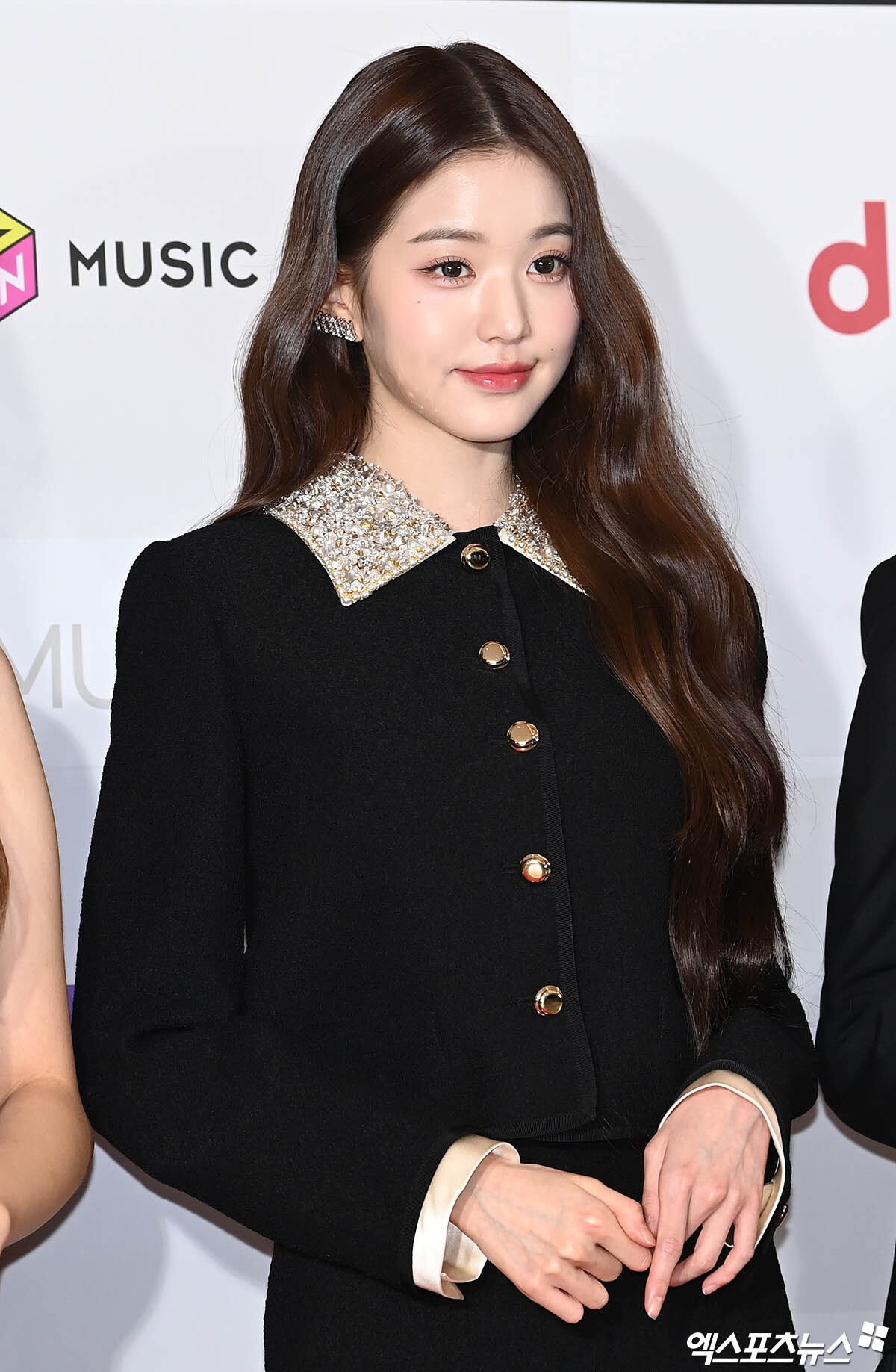 오늘자 더팩트 뮤직 어워즈 아이브 장원영 기사사진 ㄷㄷㄷ | 인스티즈