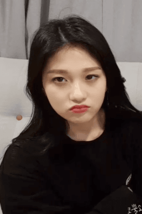 다크서클이 매력인 이서연.gif | 인스티즈