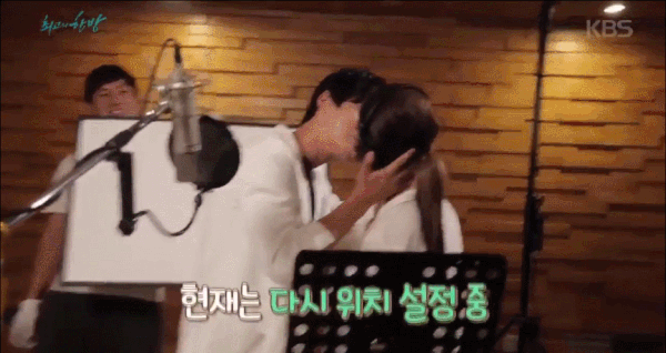 트위터에서 핫한 키스신NG장면.gif | 인스티즈