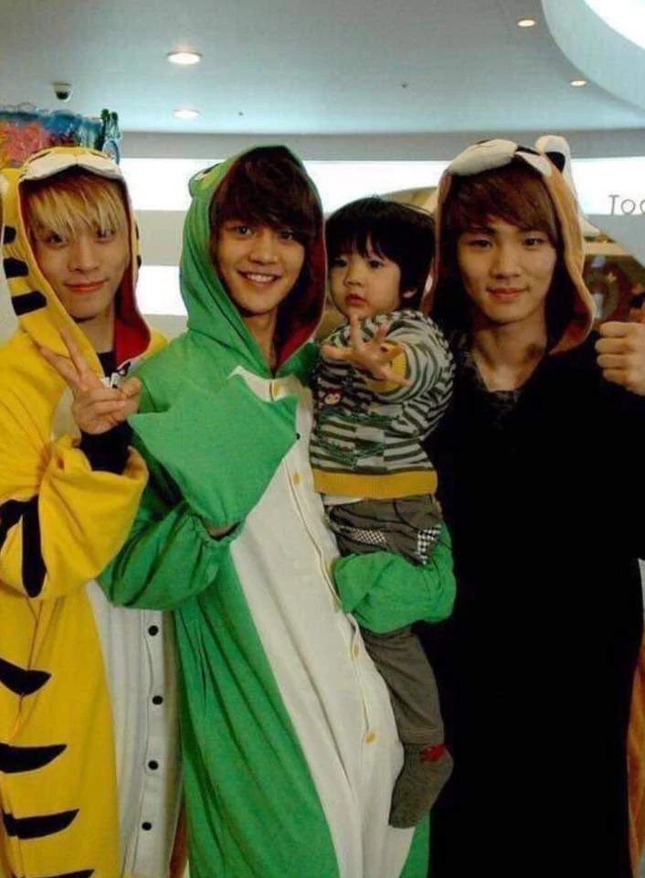 실시간 소시탐탐에 나온 헬로베이비 유근이와 경산이.jpg | 인스티즈