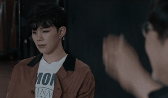 남배우랑 남돌이 BL연기하다 사랑에 빠짐.gif | 인스티즈